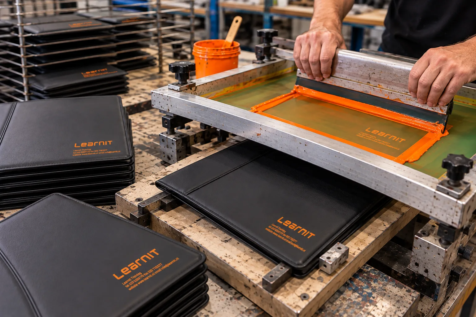 kunstleer mappen bedrukken allesistebedrukken learnit